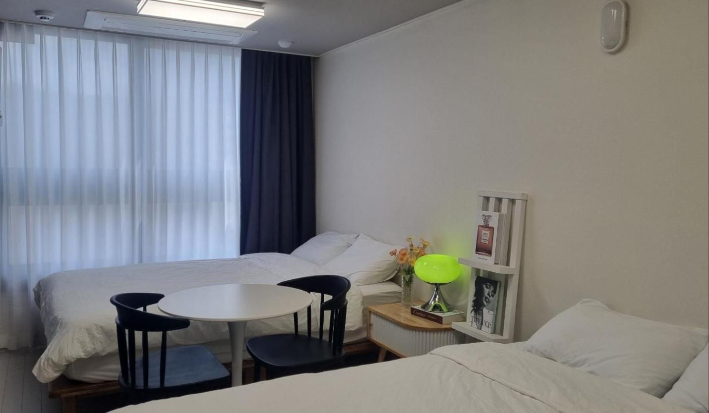 Daegu Starb&B Dsr Hotel Mia Guestroom Buitenkant foto